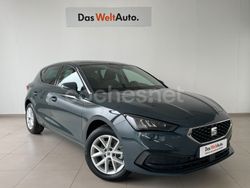 Azul Nuevo 2025 Seat Leon Style Berlina | 21.990 € (Precio justo)
