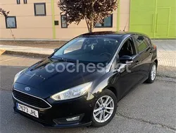 Negro Usado 2015 Ford Focus Sport Berlina | 5000 € (Precio justo)