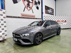 Gris / plata Usado 2023 Mercedes CLA200 Shooting Brake Familiar | 35.990 € (Precio justo)