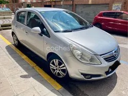 Gris / plata Usado 2009 Opel Corsa Berlina | 4100 € (Precio justo)