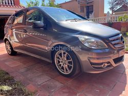 Gris / plata Usado 2011 Mercedes B180 Monovolumen | 8500 € (Precio justo)