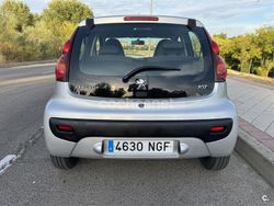 Gris / plata Usado 2014 Peugeot 107 Active Utilitario | 5900 €