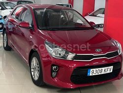 Rojo Usado 2017 Kia Rio Berlina | 10.990 € (Caro)