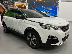 Blanco Usado 2019 Peugeot 5008 Active Monovolumen | 14.999 € (Un poco caro)