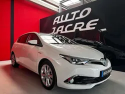 Blanco Usado 2017 Toyota Auris Touring Sports Familiar | 16.490 € (Precio justo)