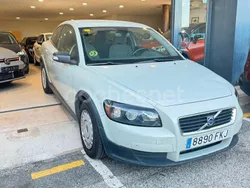 Gris / plata Usado 2007 Volvo C30 Momentum Utilitario | 4200 € (Precio justo)