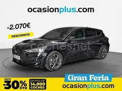 Negro Usado 2024 Ford Focus ST-Line Berlina | 22.780 € (Precio justo)