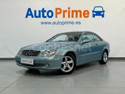 Azul Usado 2004 Mercedes CLK200 Avantgarde Coupe | 4970 € (Precio justo)