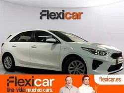 Blanco Usado 2019 Kia Ceed Launch Edition Berlina | 12.990 € (Precio justo)