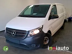 Blanco Usado 2019 Mercedes Vito Monovolumen | 18.250 €