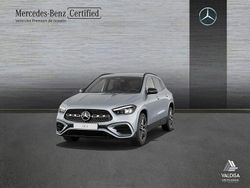 Gris / plateado Usado 2024 Mercedes GLA200 SUV | 45.900 €