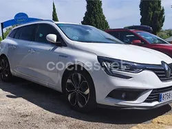 Blanco Usado 2019 Renault Mégane GrandTour Zen Familiar | 13.900 € (Precio justo)