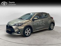 Verde Usado 2024 Toyota Yaris Hybrid Business Edition Berlina | 22.250 € (Precio justo)