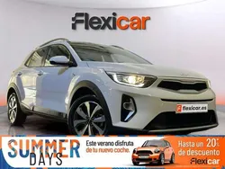 Blanco Usado 2022 Kia Stonic 2 SUV | 13.690 € (Buen precio)
