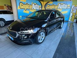 Negro Usado 2021 Skoda Octavia Style Berlina | 19.500 € (Precio justo)