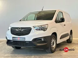 Blanco Usado 2023 Opel Combo-e Life Berlina | 18.790 € (Precio justo)