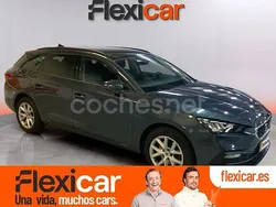 Gris / plata Usado 2021 Seat Leon Style Familiar | 17.990 € (Precio justo)
