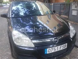 Negro Usado 2007 Opel Astra Enjoy Berlina | 2500 € (Precio justo)