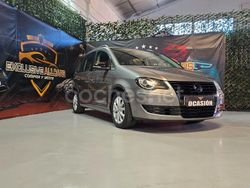 Gris / plata Usado 2010 VW Touran Advance Monovolumen | 6500 € (Buen precio)