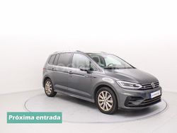 Gris / plata Usado 2018 VW Touran Sportline Monovolumen | 19.990 € (Precio justo)
