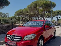 Rojo Usado 2013 Mercedes A180 Urban Berlina | 12.490 € (Buen precio)