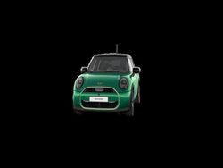 Verde Usado 2025 Mini Cooper Essential Utilitario | 30.500 €