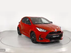 Rojo Usado 2023 Toyota Yaris Style Berlina | 22.900 € (Precio justo)