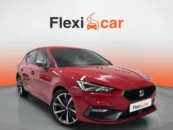 Rojo Usado 2021 Seat Leon Reference Berlina | 18.590 € (Precio justo)