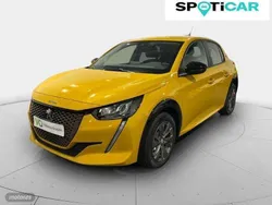 Amarillo Usado 2023 Peugeot 208 Active Utilitario | 25.900 €