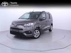 Gris / plata Usado 2021 Toyota Proace Verso Active Familiar | 23.750 € (Precio justo)