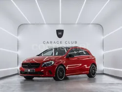 Rojo Usado 2015 Mercedes A200 Urban Berlina | 13.999 € (Precio justo)