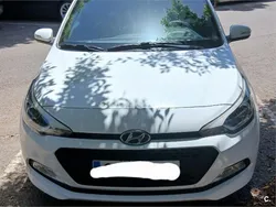 Blanco Usado 2016 Hyundai i20 Active Berlina | 7800 € (Buen precio)