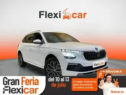 Blanco Usado 2024 Skoda Kamiq Selection SUV | 18.690 € (Buen precio)