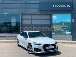Blanco Usado 2021 Audi A5 Sportback Ambiente Berlina | 37.890 € (Un poco caro)