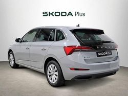 Gris Usado 2024 Skoda Scala Ambition Utilitario | 19.540 € (Precio justo)
