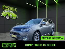 Gris / plata Usado 2014 Mitsubishi Outlander P-HEV SUV | 13.999 € (Precio justo)