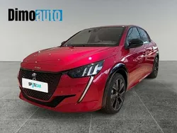 Rojo Usado 2023 Peugeot e-208 GT Utilitario | 28.500 € (Un poco caro)