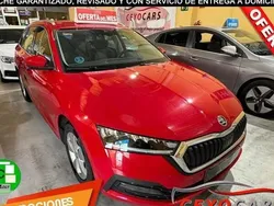 Rojo Usado 2022 Skoda Octavia Ambition Familiar | 15.780 € (Buen precio)
