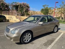 Beige Usado 2004 Mercedes C220 Elegance Berlina | 7500 € (Caro)