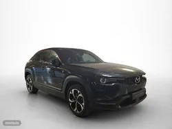 Rojo Usado 2023 Mazda MX30 Edition SUV | 30.700 € (Super precio)