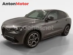 Gris / plata Usado 2025 Alfa Romeo Stelvio Veloce SUV | 53.655 € (Caro)