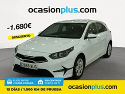 Blanco Usado 2023 Kia Ceed Berlina | 17.990 € (Precio justo)
