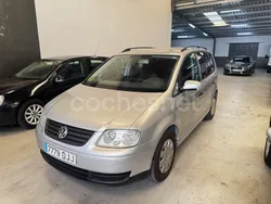 Gris / plata Usado 2006 VW Touran Edition Monovolumen | 4450 € (Buen precio)