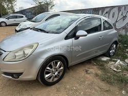 Gris / plata Usado 2007 Opel Corsa Enjoy Berlina | 2500 € (Buen precio)