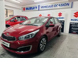 Rojo Usado 2018 Kia Ceed Plus Berlina | 12.300 € (Super precio)