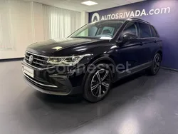 Negro Usado 2021 VW Tiguan Life SUV | 29.300 € (Precio justo)