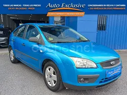 Azul Usado 2005 Ford Focus Trend Berlina | 5490 € (Precio justo)