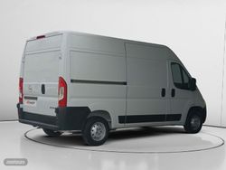 Blanco Usado 2023 Opel Movano Van | 19.590 € (Precio justo)