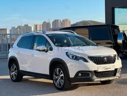 Blanco Usado 2016 Peugeot 2008 Allure SUV | 9990 € (Precio justo)