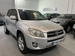 Usado 2010 Toyota RAV4 Active SUV | 12.990 € (Un poco caro)